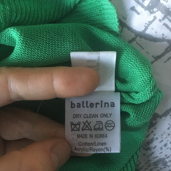 ballerina sheer low-back sweater - Picture 7 of 7